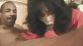 Tracy ama-o em seu bichano pequeno