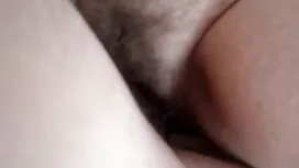 Bebês Kinky adoram agradar um ao outro