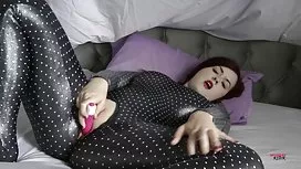 Kendra slutty milf provocando vizinho e fodido duramente