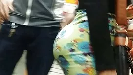 Duas putas compartilhando um pau