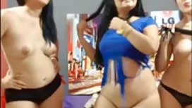 Quente e com tesão mãe dando pé e handjob