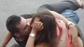 Pretty Naomi Woods salta sua buceta em um bigcock